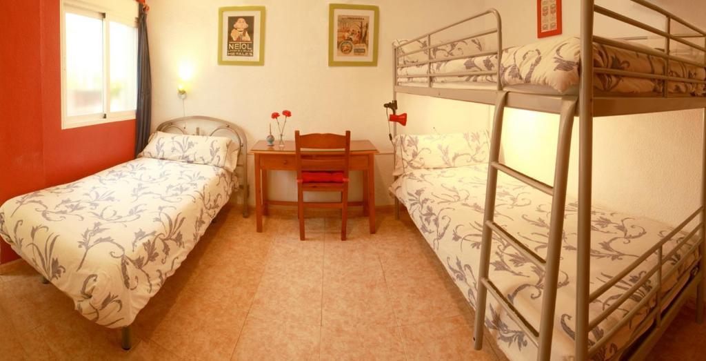 Hostal Nuevas Naciones Granada Quarto foto